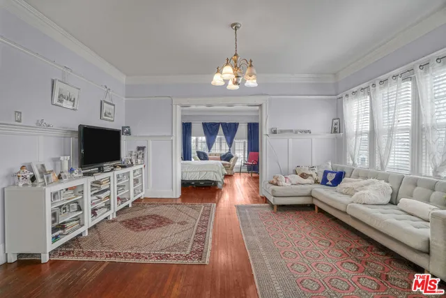 $1,225,000 | 573 West 13th Street, San Pedro, CA 90731