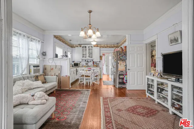 $1,225,000 | 573 West 13th Street, San Pedro, CA 90731