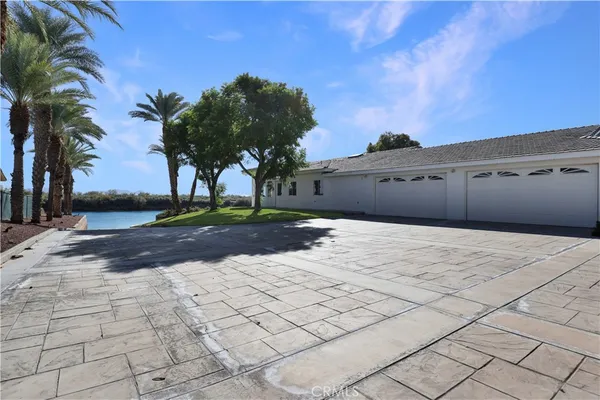 $995,000 | 7645 Rio Vista Drive, Big River, CA 92242