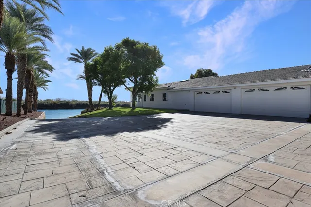 $995,000 | 7645 Rio Vista Drive, Big River, CA 92242