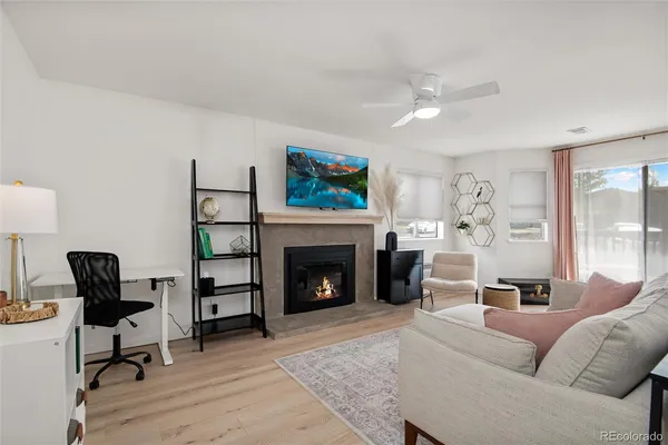 $225,000 | 17642 East Loyola Drive, Unit 1921L, Aurora, CO 80013