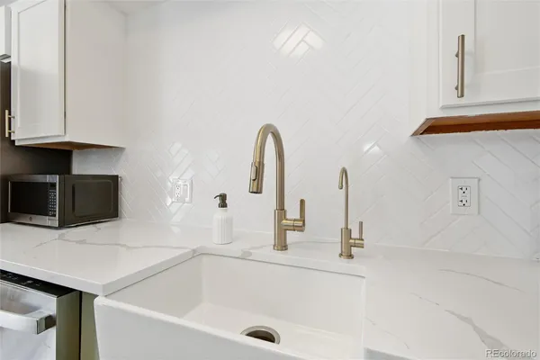 $215,000 | 17642 East Loyola Drive, Unit 1921L, Aurora, CO 80013