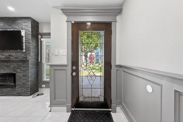 a view of an entryway