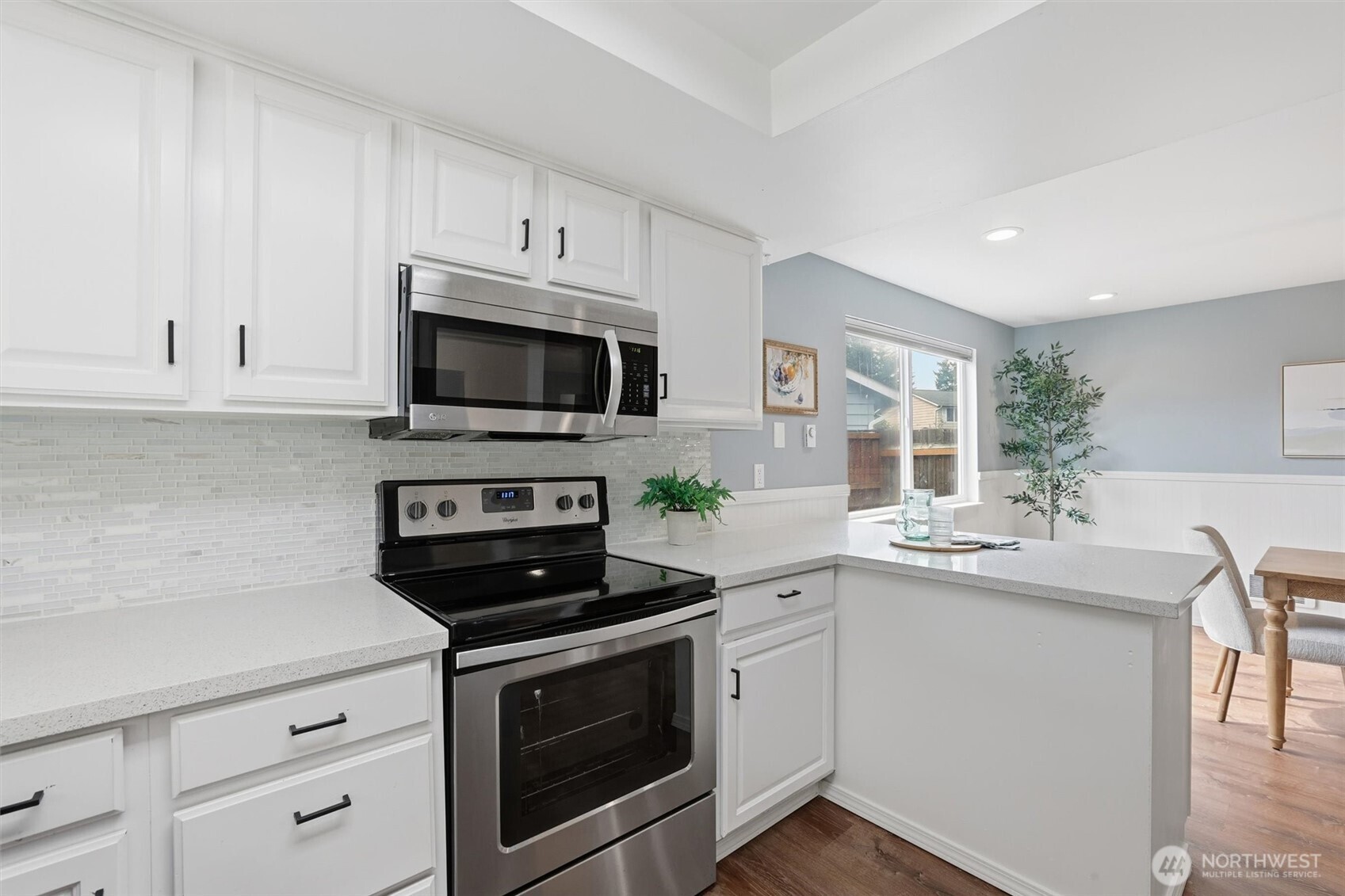 17010 137th Place Southeast Renton, WA 98058 - Photo 11 of 36 Gallery Image 11