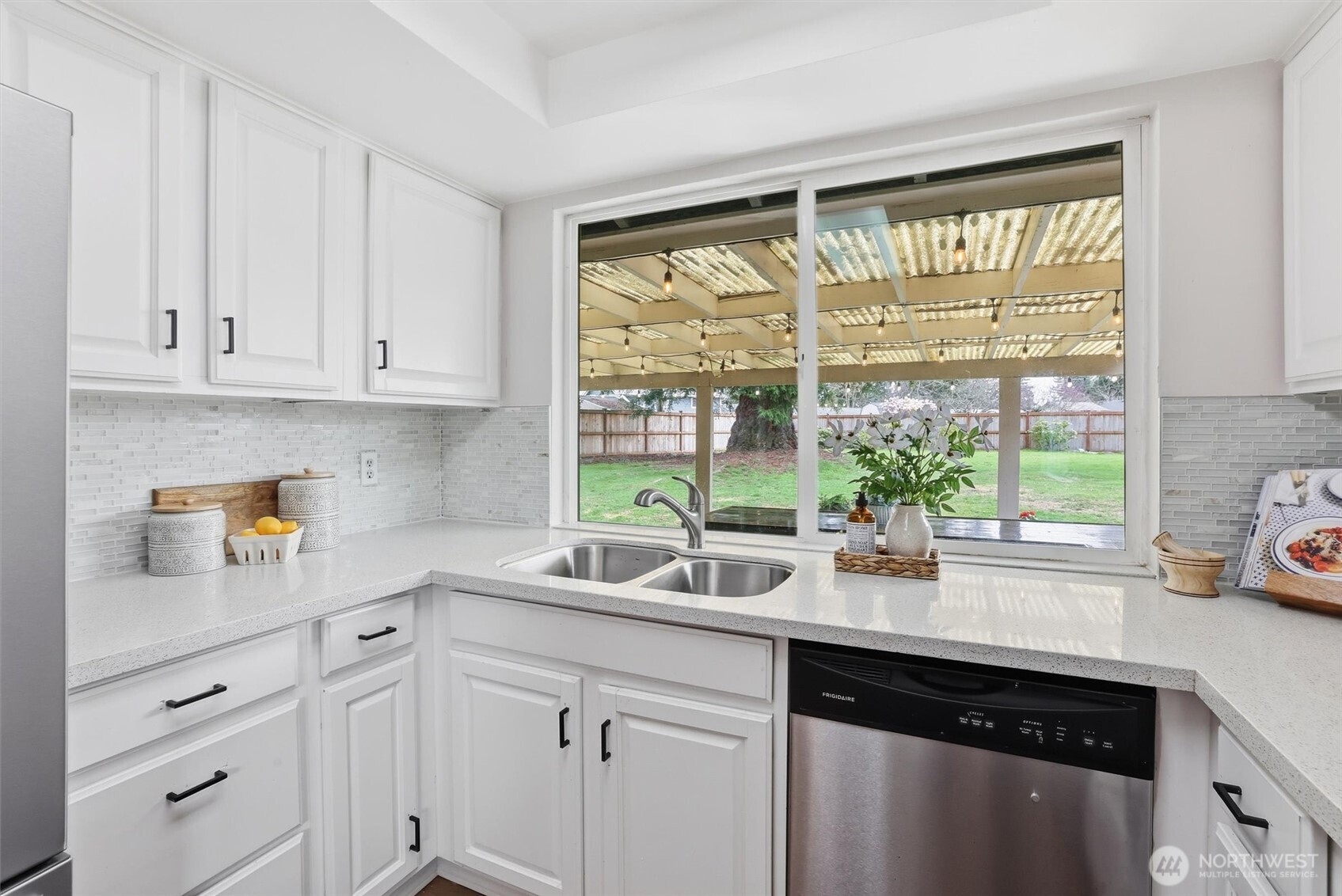17010 137th Place Southeast Renton, WA 98058 - Photo 13 of 36 Gallery Image 13