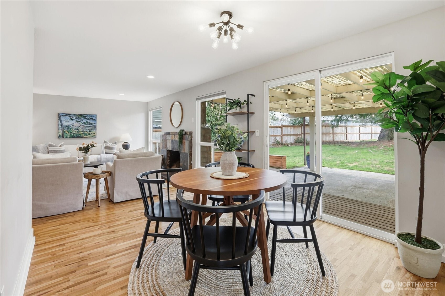 17010 137th Place Southeast Renton, WA 98058 - Photo 10 of 36 Gallery Image 10