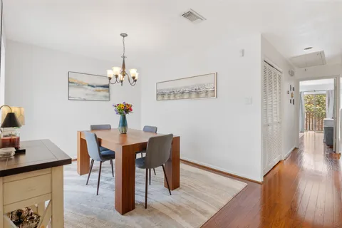 $285,000 | 2829 Timmons Lane, Unit 228, Houston, TX 77027