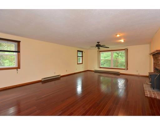 1 Old Farm Road Auburn, MA 01501 - Photo 2 of 33 Gallery Image 2