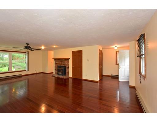 1 Old Farm Road Auburn, MA 01501 - Photo 3 of 33 Gallery Image 3