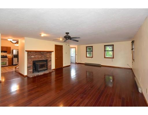 1 Old Farm Road Auburn, MA 01501 - Photo 4 of 33 Gallery Image 4