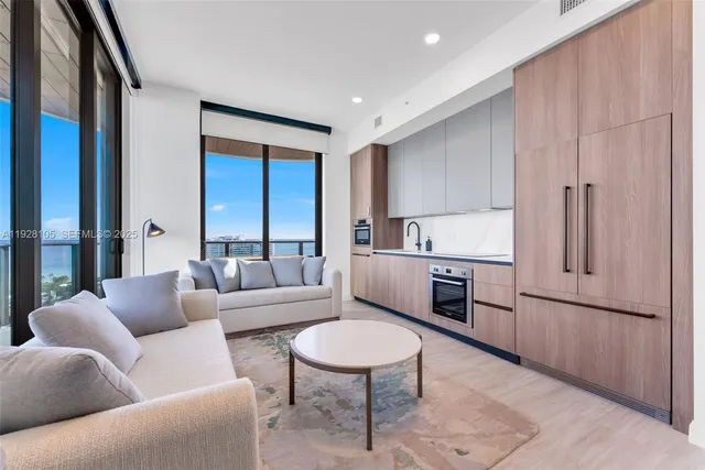 $12,500 | 580 72nd Street, Unit 1801, Miami Beach, FL 33141