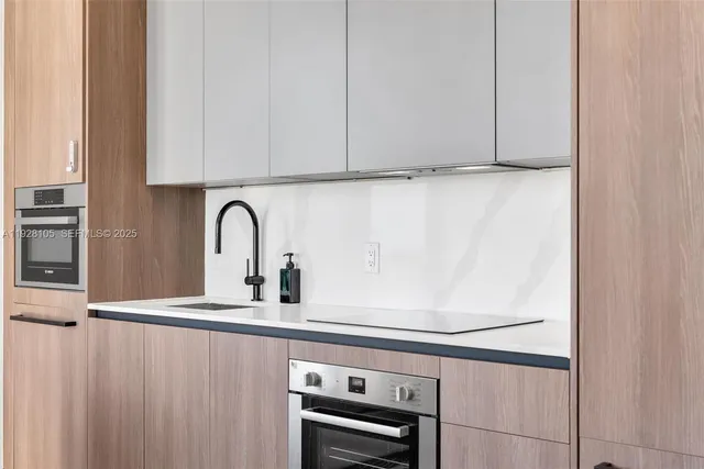 $12,500 | 580 72nd Street, Unit 1801, Miami Beach, FL 33141