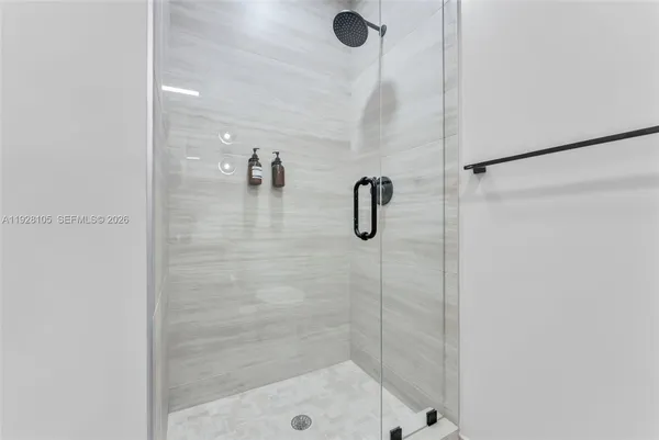 $11,500 | 580 72nd Street, Unit 1801, Miami Beach, FL 33141