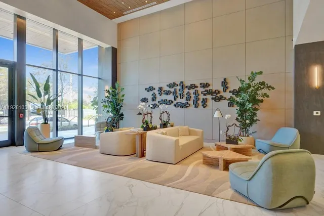 $12,500 | 580 72nd Street, Unit 1801, Miami Beach, FL 33141