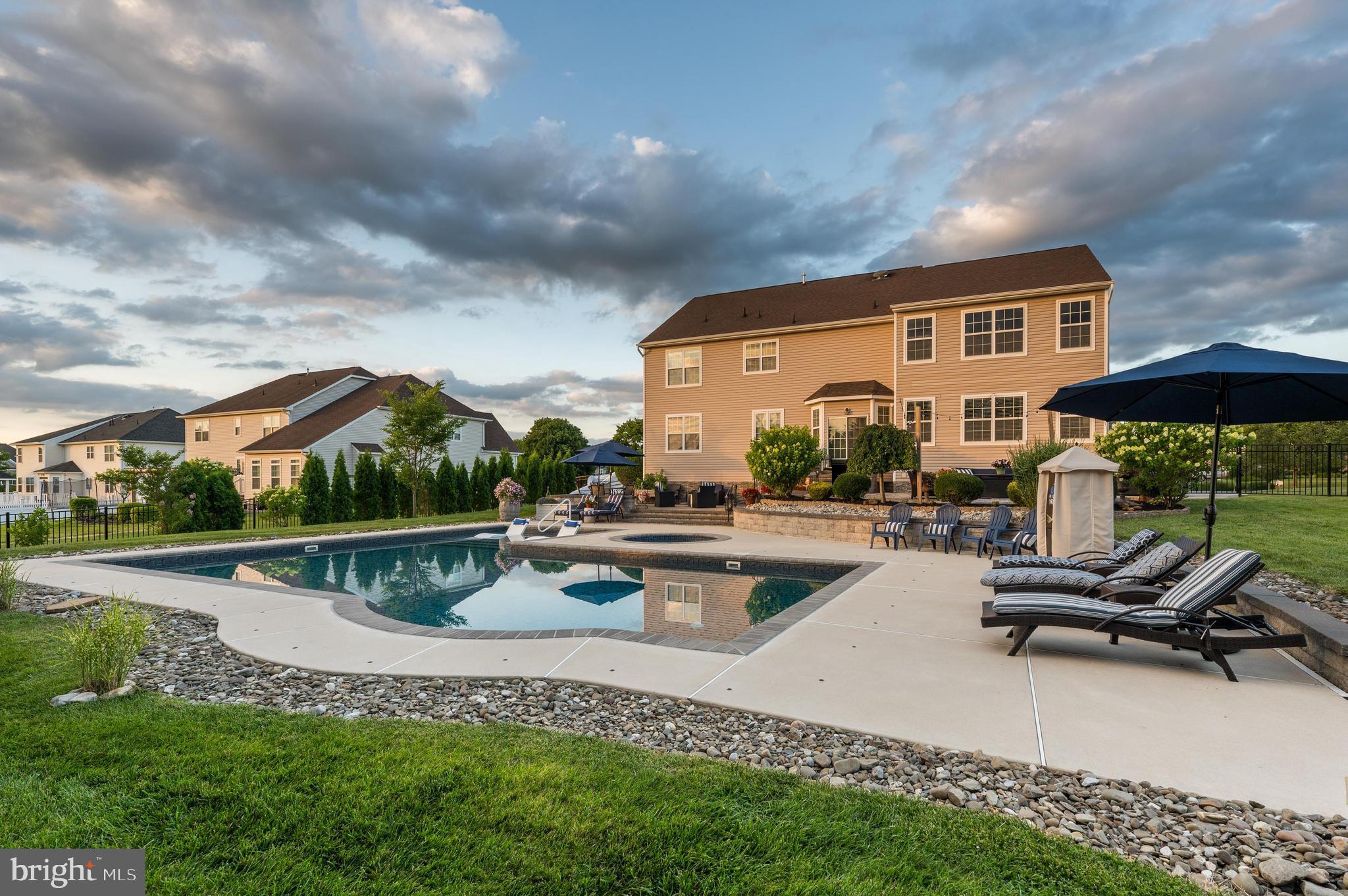 53 Providence Road Mickleton, NJ 08056 - Photo 37 of 54 Large lap pool