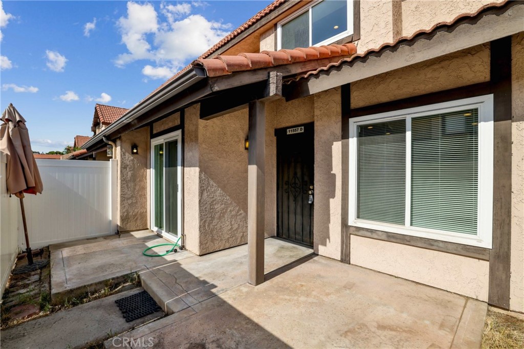 11557 Lower Azusa Road, Unit D El Monte, CA 91732 - Photo 5 of 38 a backyard of a house with seating space