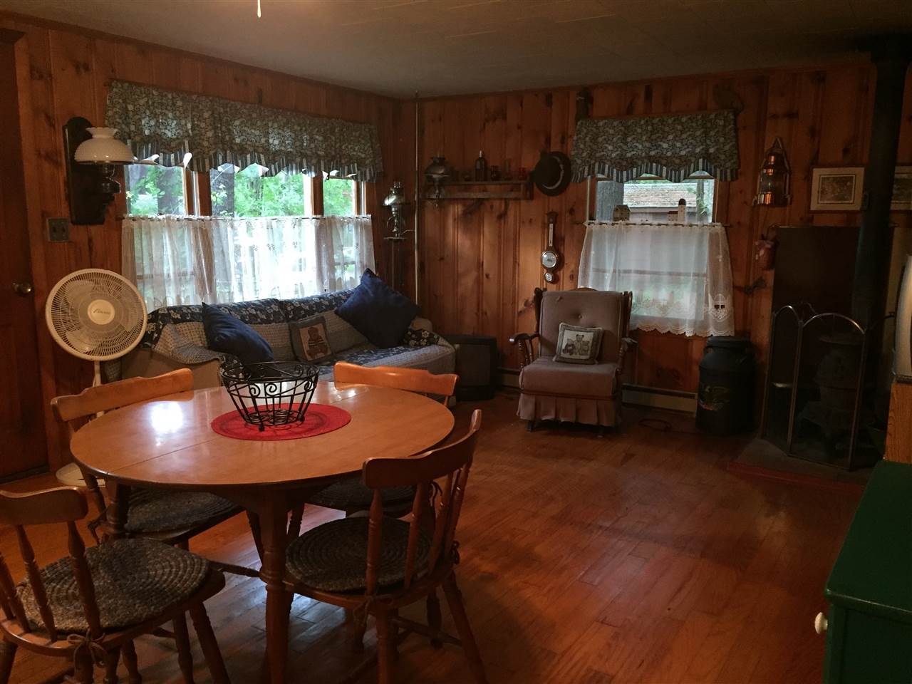 8 Spring Street Windham, NH 03087 - Photo 6 of 10