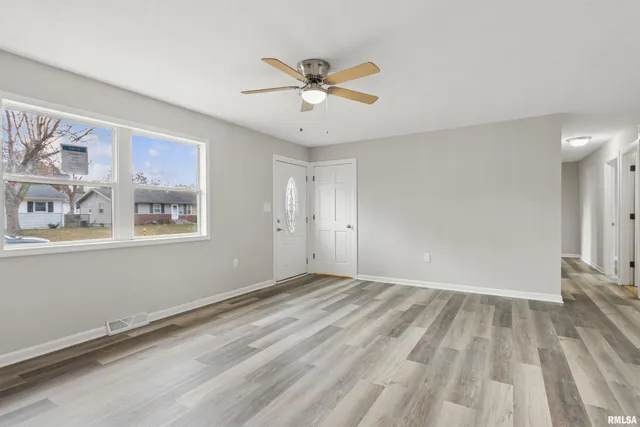 $195,000 | 414 Pendik Street, Jacksonville, IL 62650