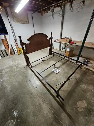 $90,000 | 710 Pottawatomie Street, Hiawatha, KS 66434