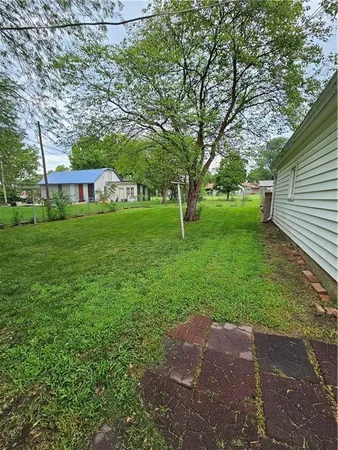 $88,000 | 710 Pottawatomie Street, Hiawatha, KS 66434