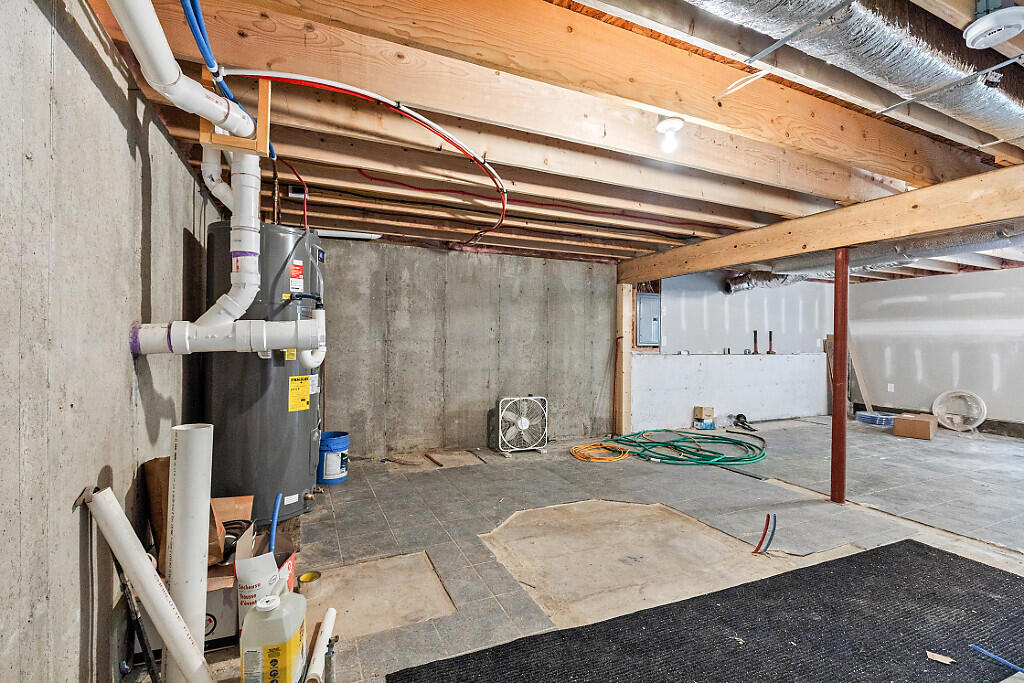 128 Boots And Saddle Road Palermo, ME 04354 - Photo 28 of 39 Basement