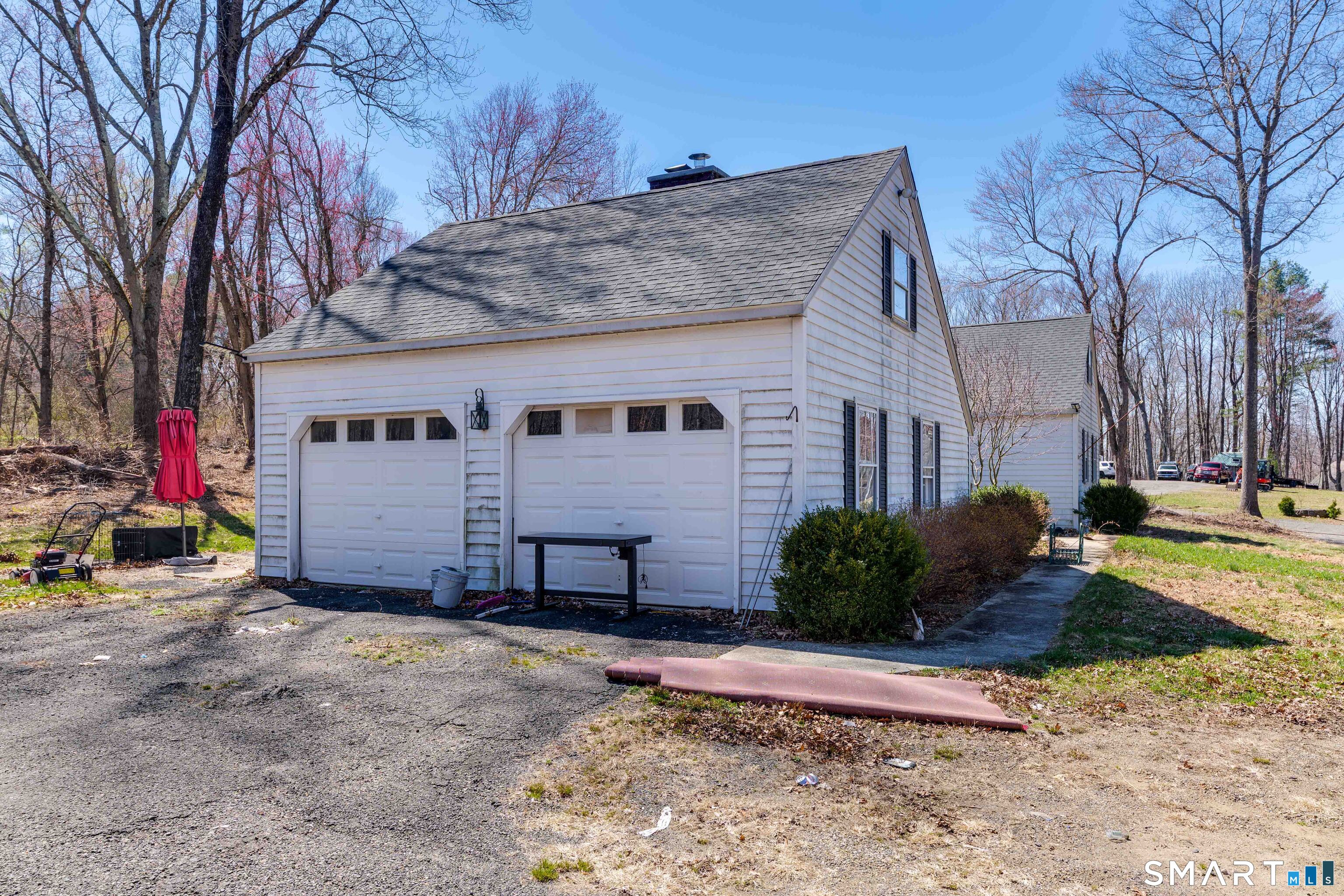 137 Davenport Road Roxbury, CT 06783 - Photo 4 of 28