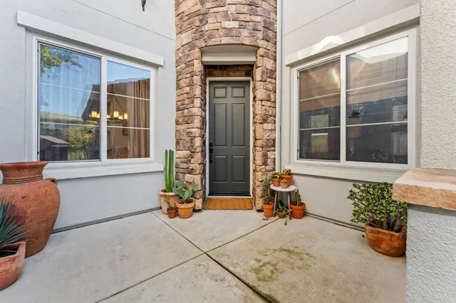 $739,900 | 8096 Sienna Loop, Roseville, CA 95678