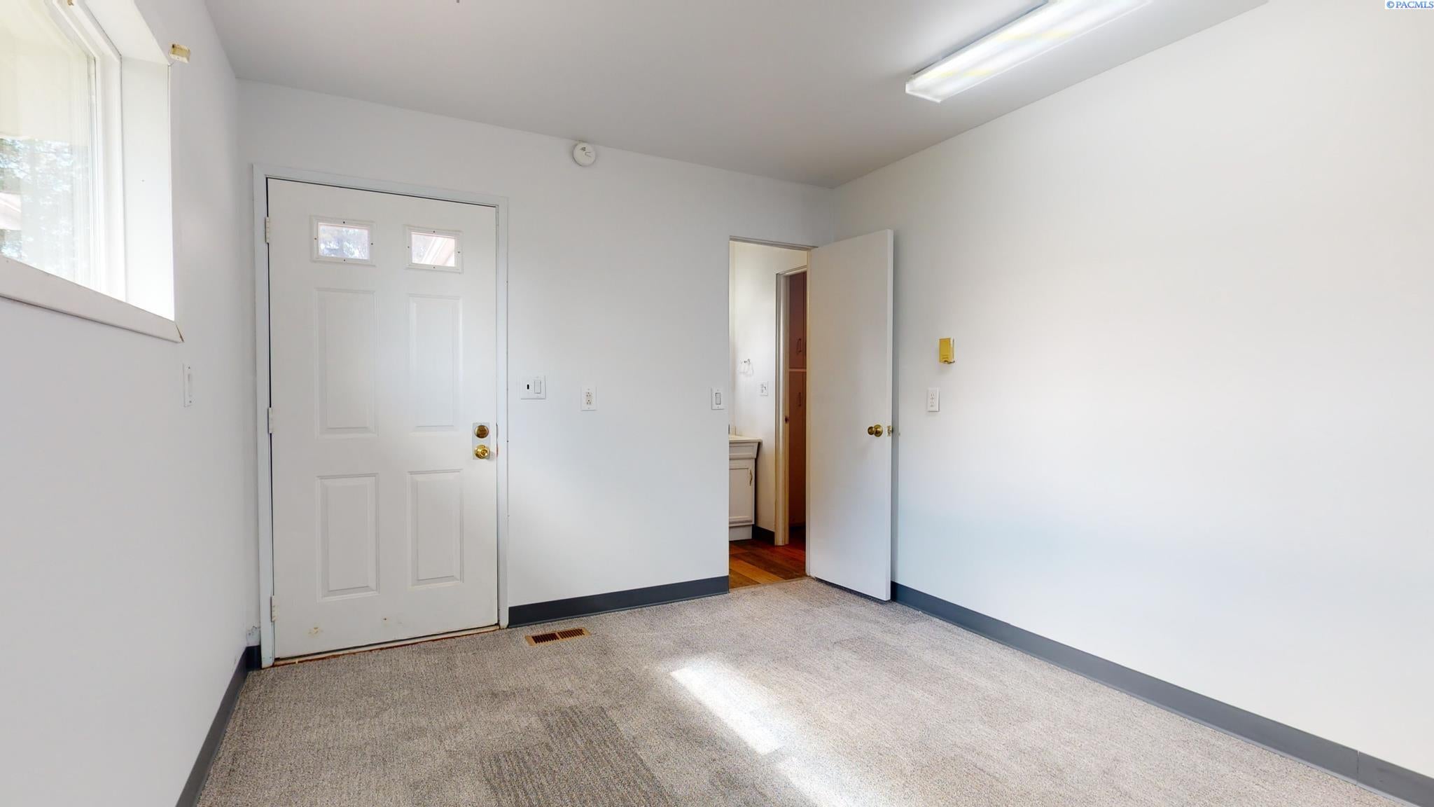 331 Highway 27 Pullman, WA 99163 - Photo 7 of 18 Gallery Image 7