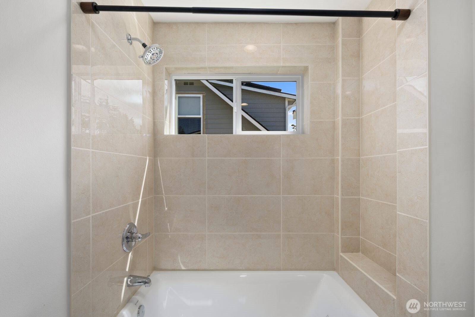 1249 Southwest 151st Street Seattle, WA 98166 - Photo 19 of 38