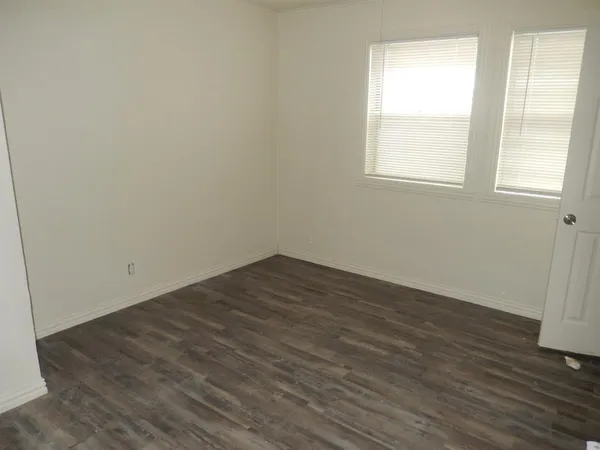 $1,995 | 2710 Mt View Drive, Farmers Branch, TX 75234