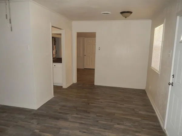 $1,995 | 2710 Mt View Drive, Farmers Branch, TX 75234