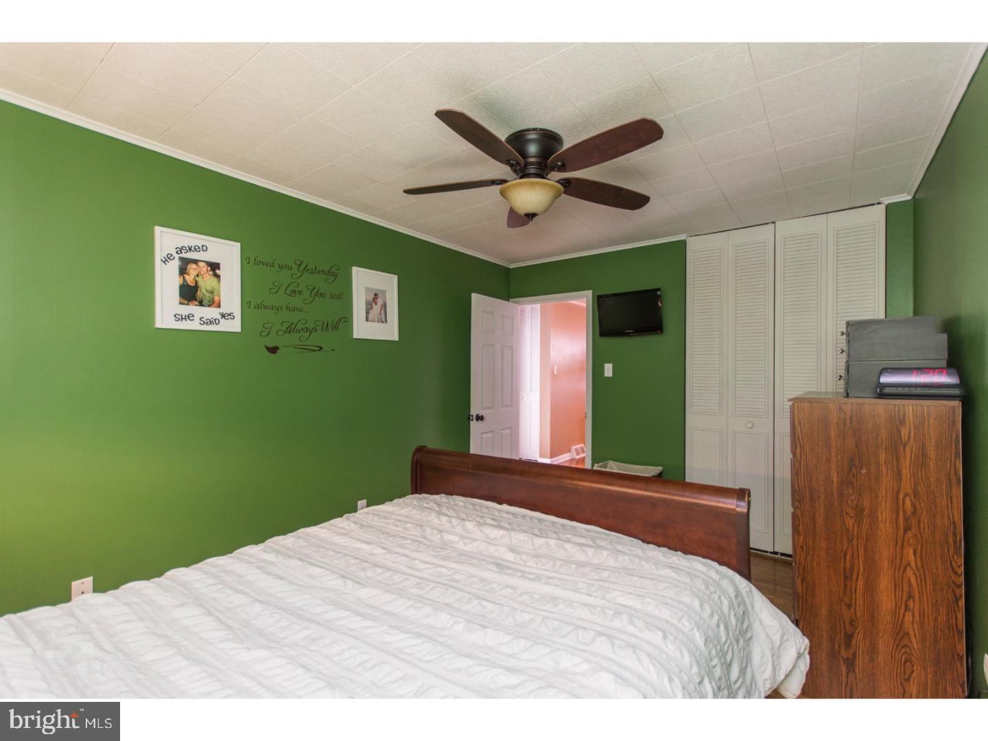 3214 Rhett Road Philadelphia, PA 19154 - Photo 12 of 20 Bedroom - Main