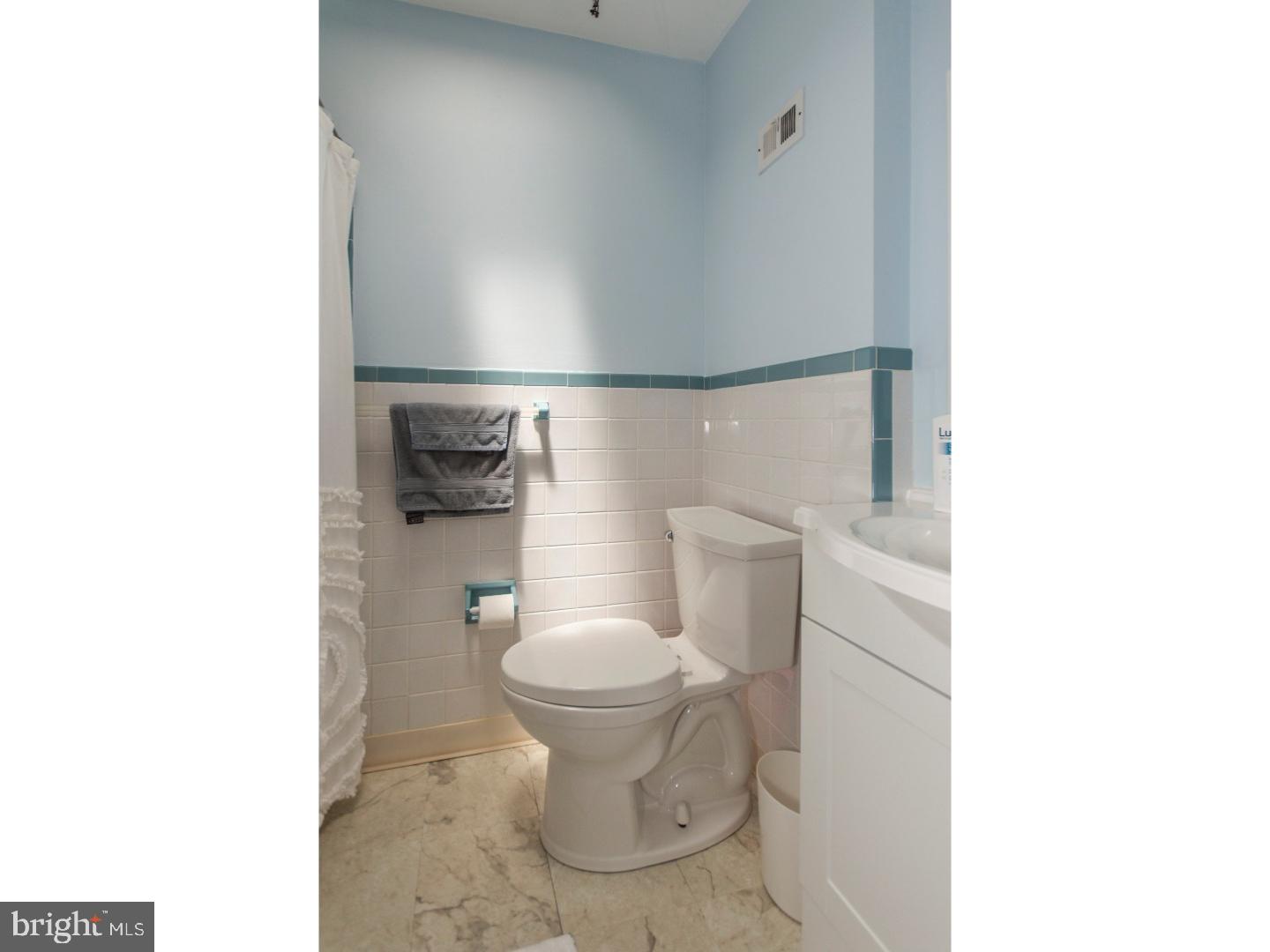 3214 Rhett Road Philadelphia, PA 19154 - Photo 6 of 20 Bathroom