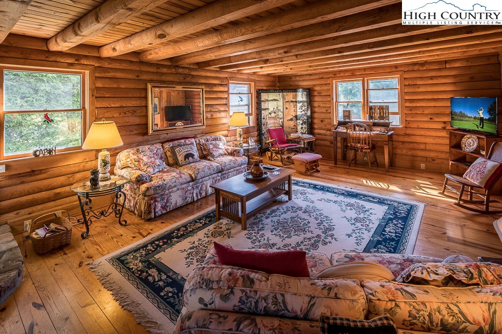 126 Pine Ridge Loop Newland, NC 28657 - Photo 16 of 40 Gallery Image 16
