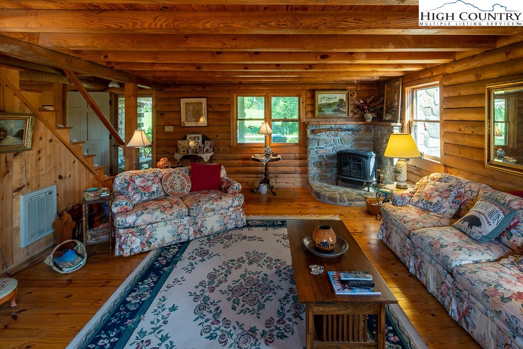 126 Pine Ridge Loop Newland, NC 28657 - Photo 17 of 40 Gallery Image 17