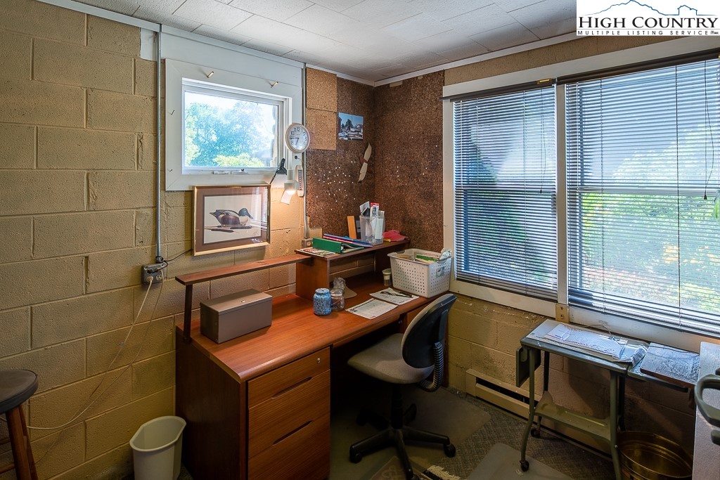 126 Pine Ridge Loop Newland, NC 28657 - Photo 29 of 40 Gallery Image 29
