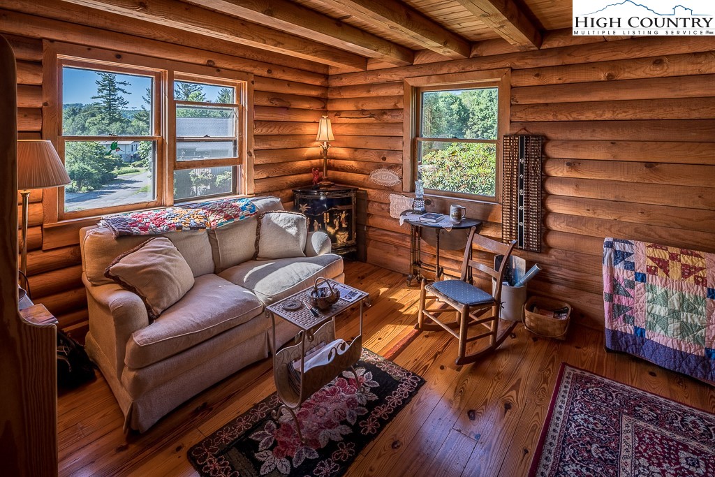 126 Pine Ridge Loop Newland, NC 28657 - Photo 10 of 40 Gallery Image 10