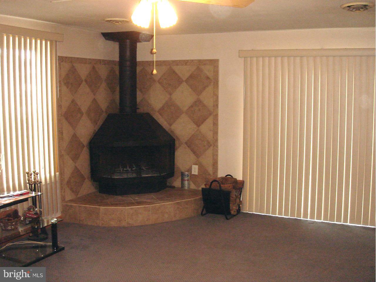 4400 Danville Road Brandywine, MD 20613 - Photo 15 of 21 Family Room