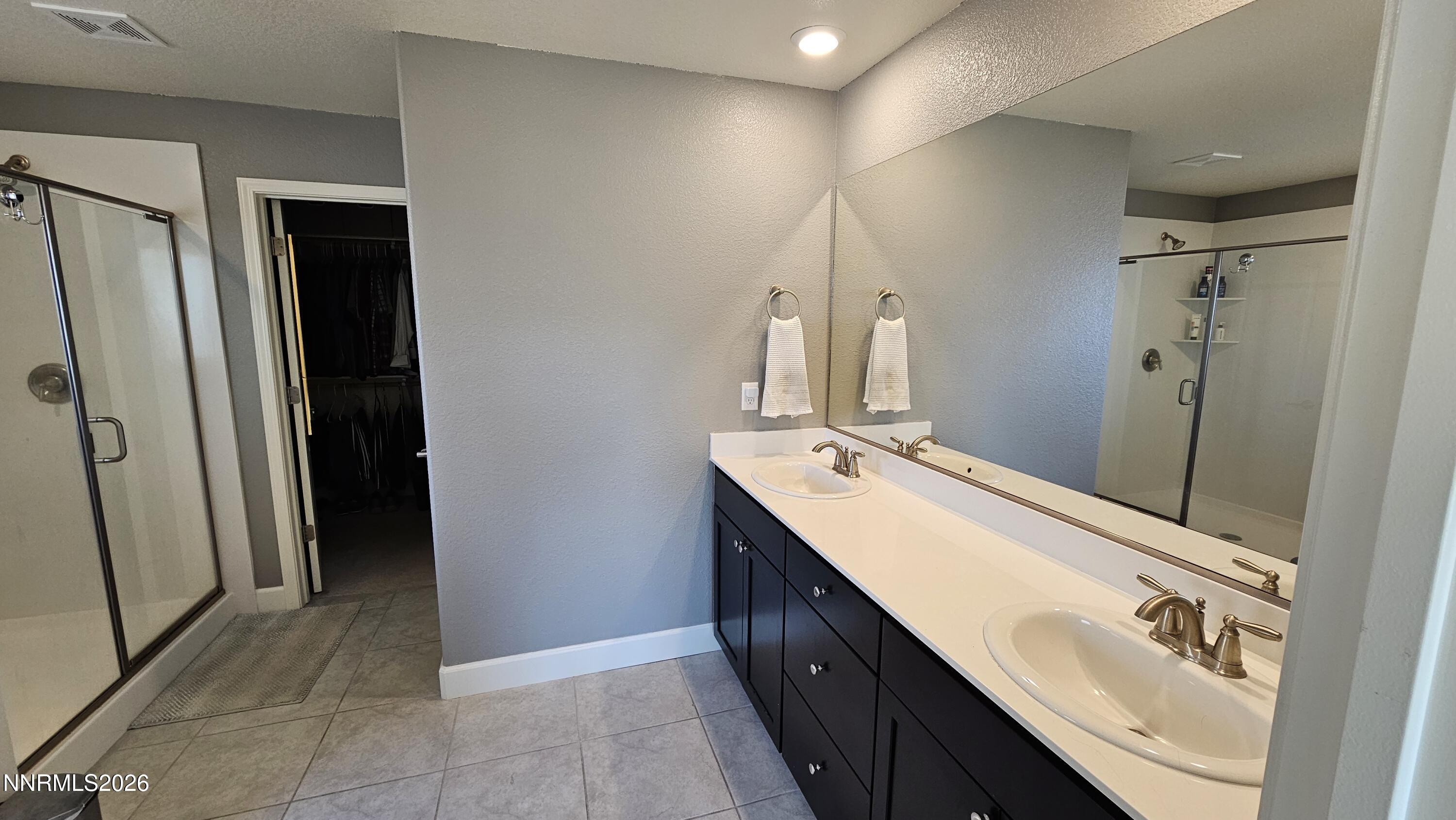 7415 Souverain Lane Reno, NV 89506 - Photo 11 of 23 7415 Souverain Ln - Primary Bath