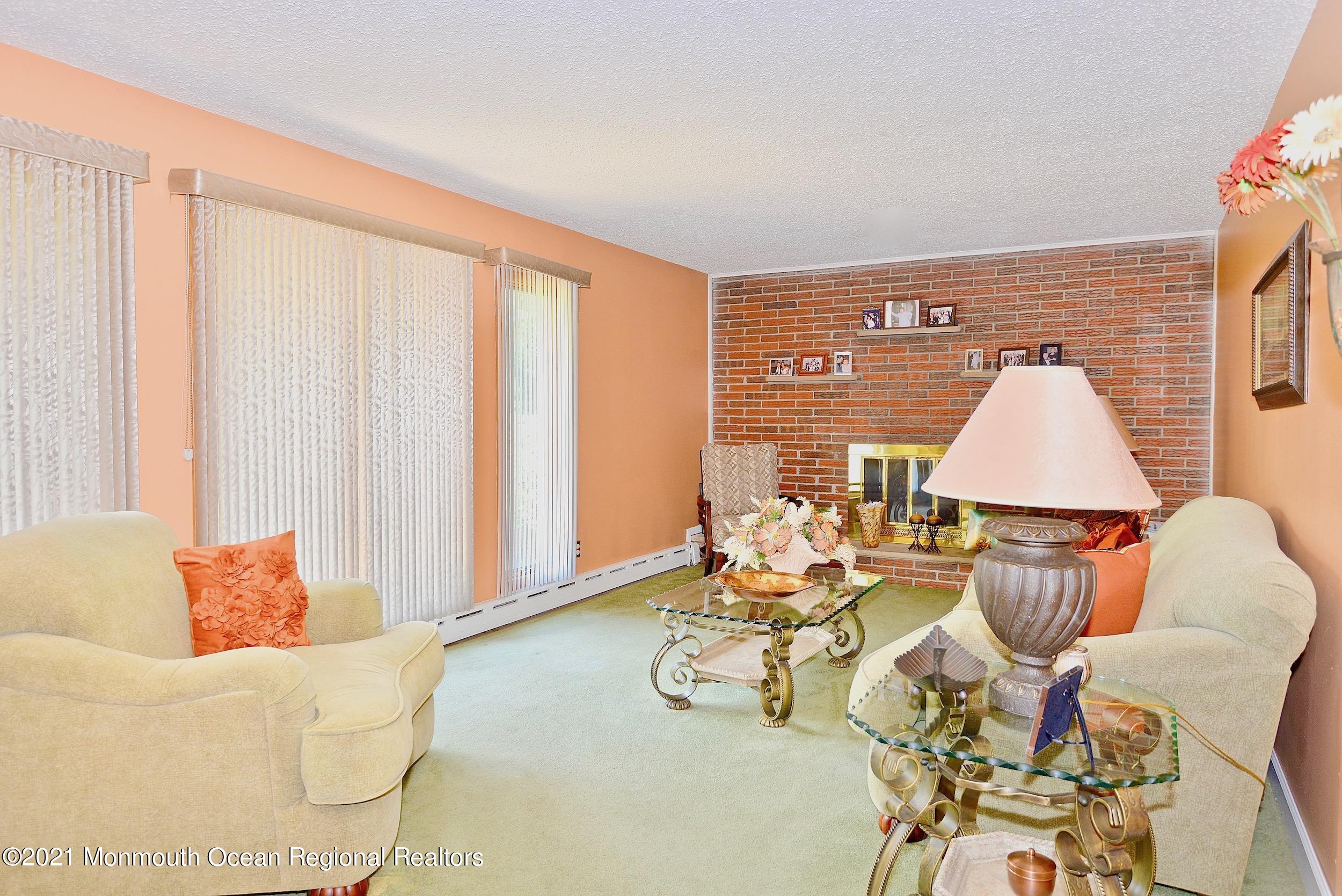 3 Lakeview Drive Jackson, NJ 08527 - Photo 11 of 54 212a