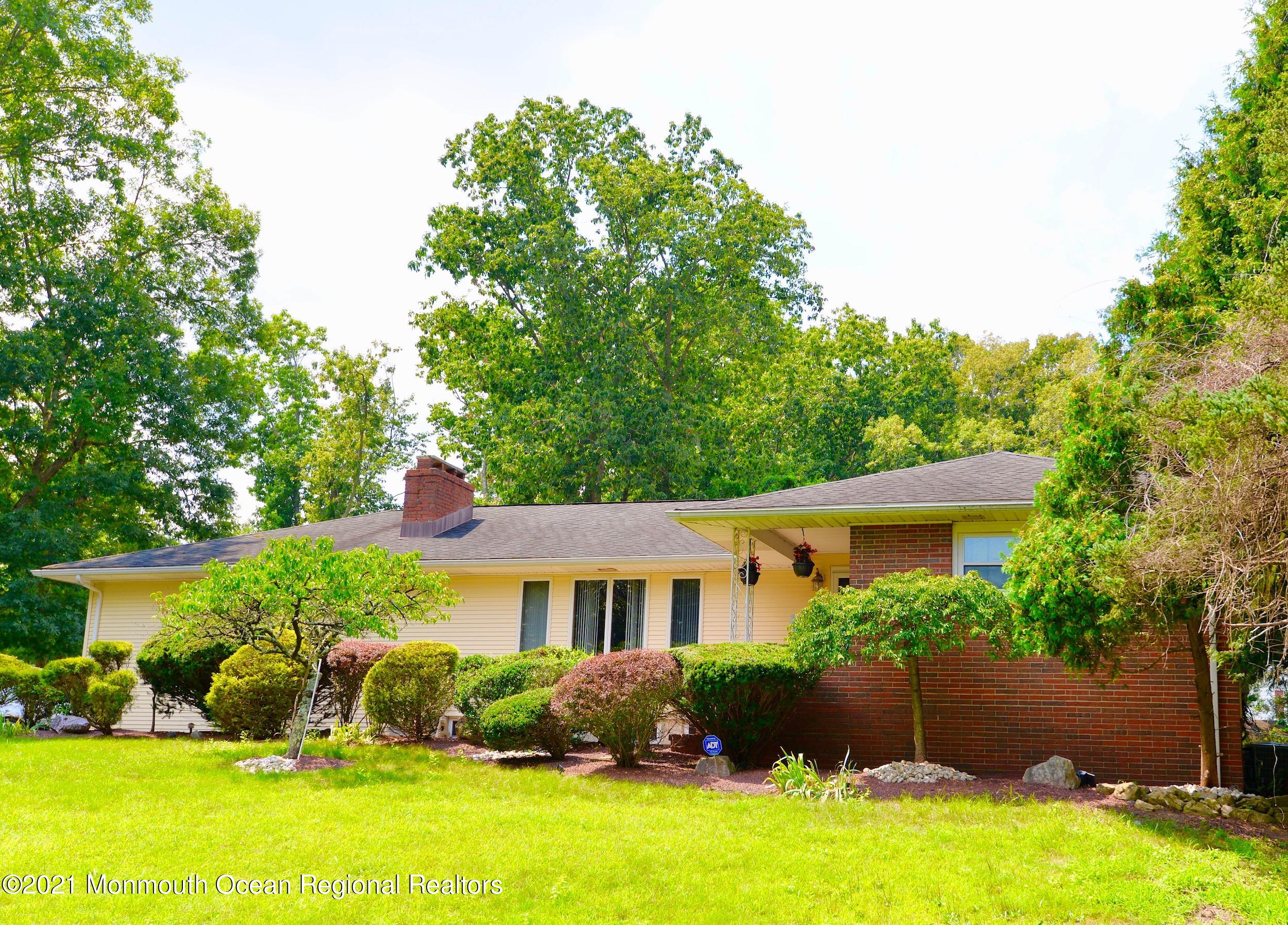 3 Lakeview Drive Jackson, NJ 08527 - Photo 3 of 54 200a