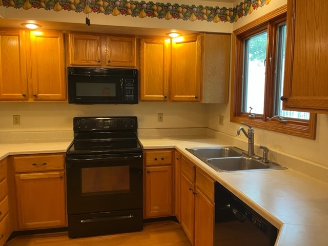 1121 McCall Court Rochelle, IL 61068 - Photo 17 of 41