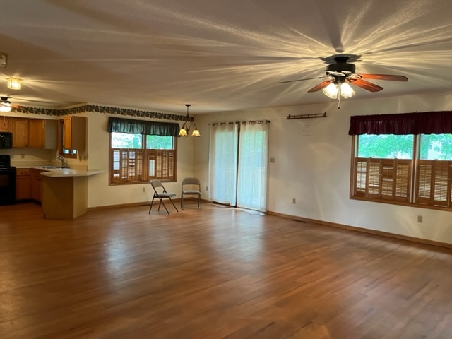 1121 McCall Court Rochelle, IL 61068 - Photo 7 of 41