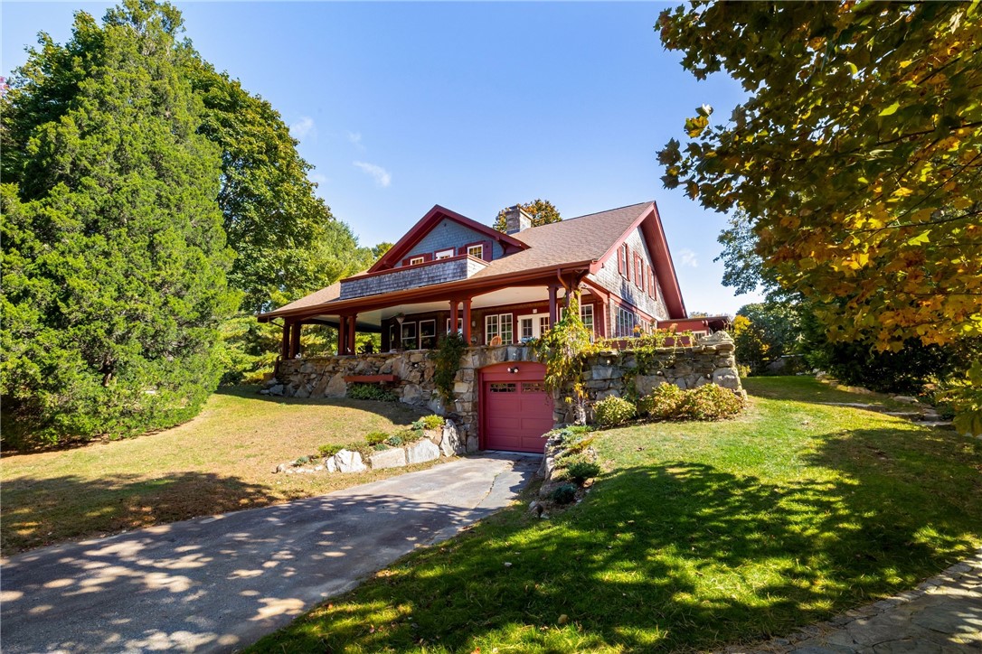 72 Highland Road Bristol, RI 02809 - Photo 3 of 39