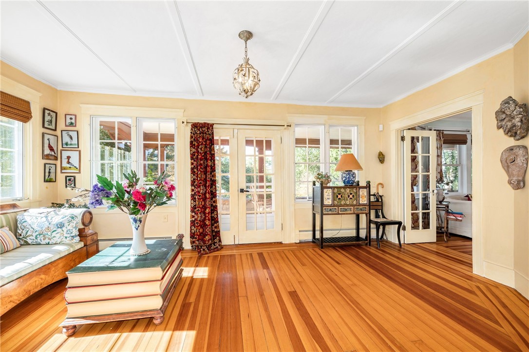 72 Highland Road Bristol, RI 02809 - Photo 8 of 39