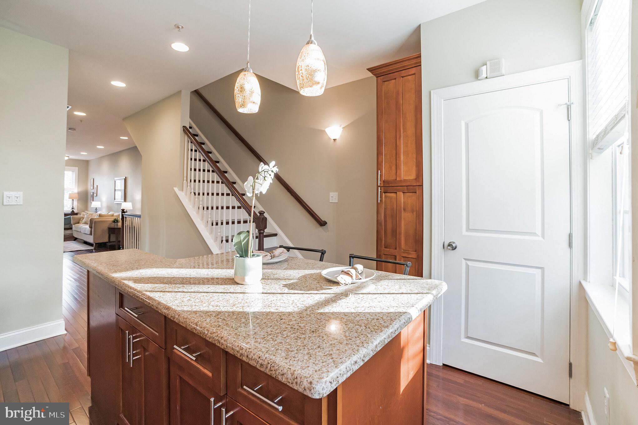 855 North Uber Street, Unit B Philadelphia, PA 19130 - Photo 11 of 36