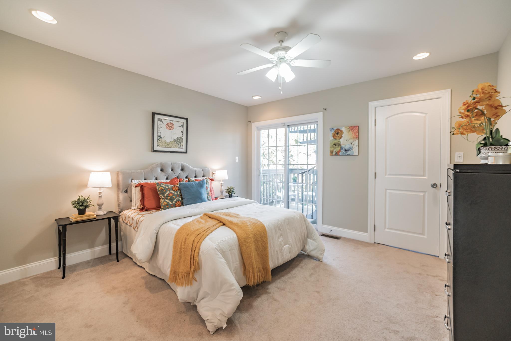 855 North Uber Street, Unit B Philadelphia, PA 19130 - Photo 16 of 36