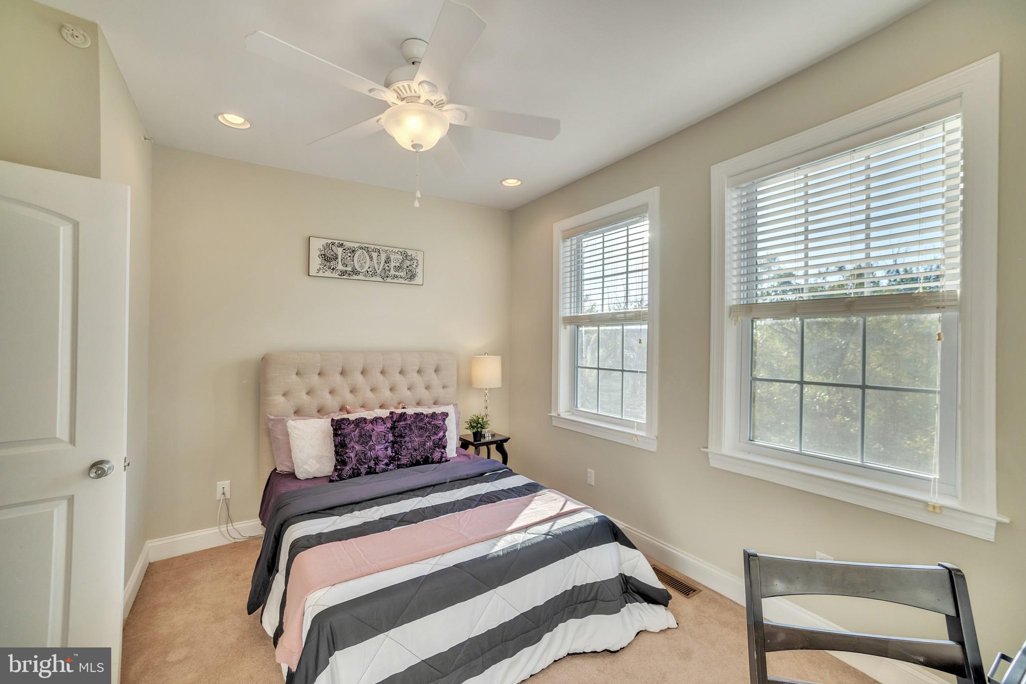 855 North Uber Street, Unit B Philadelphia, PA 19130 - Photo 31 of 36