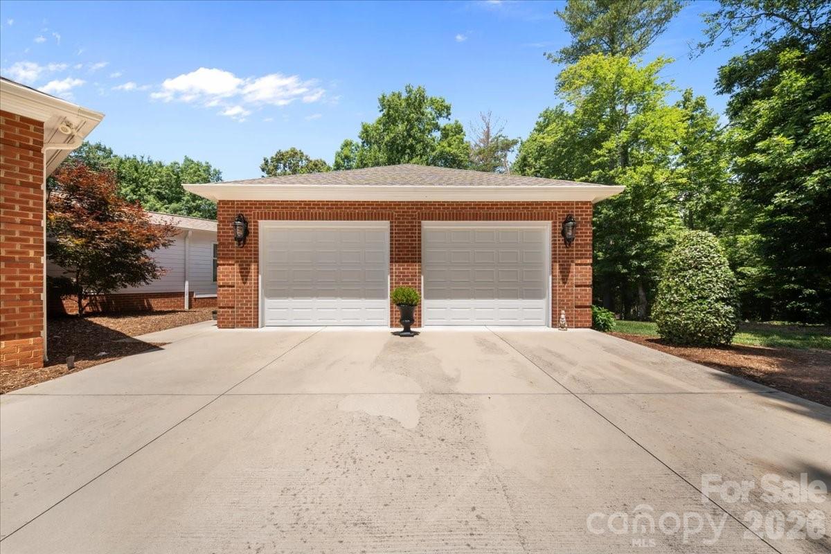101 River Ridge Drive Morganton, NC 28655 - Photo 4 of 36