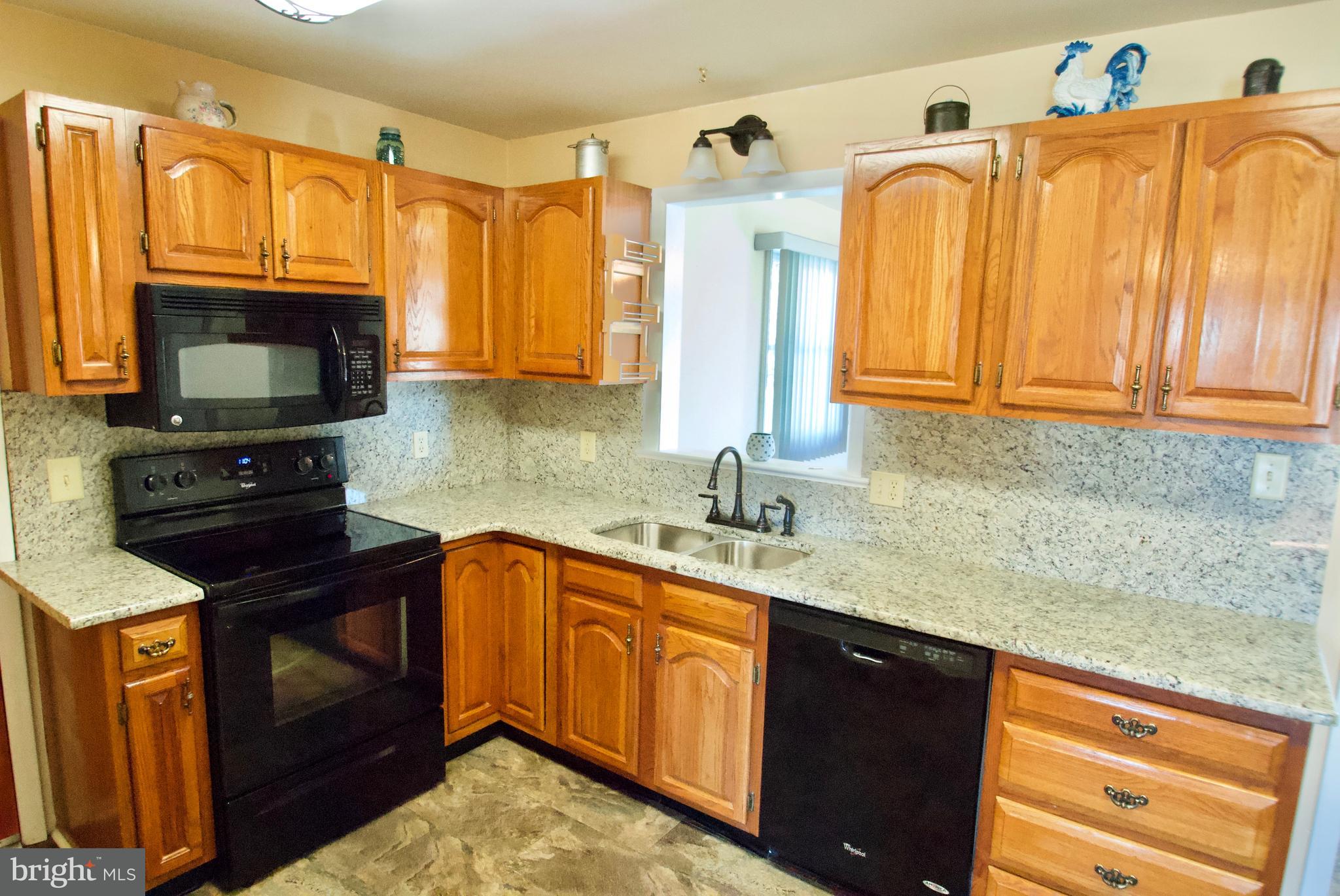 29 Hoover Road Lancaster, PA 17603 - Photo 9 of 41 Gallery Image 9